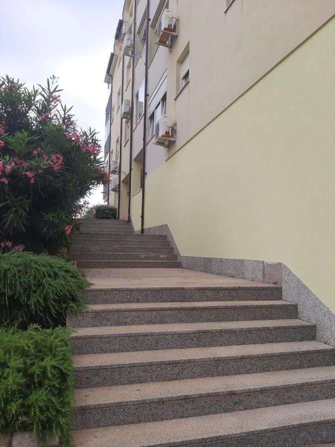 Apartman Sky Pula Exterior foto